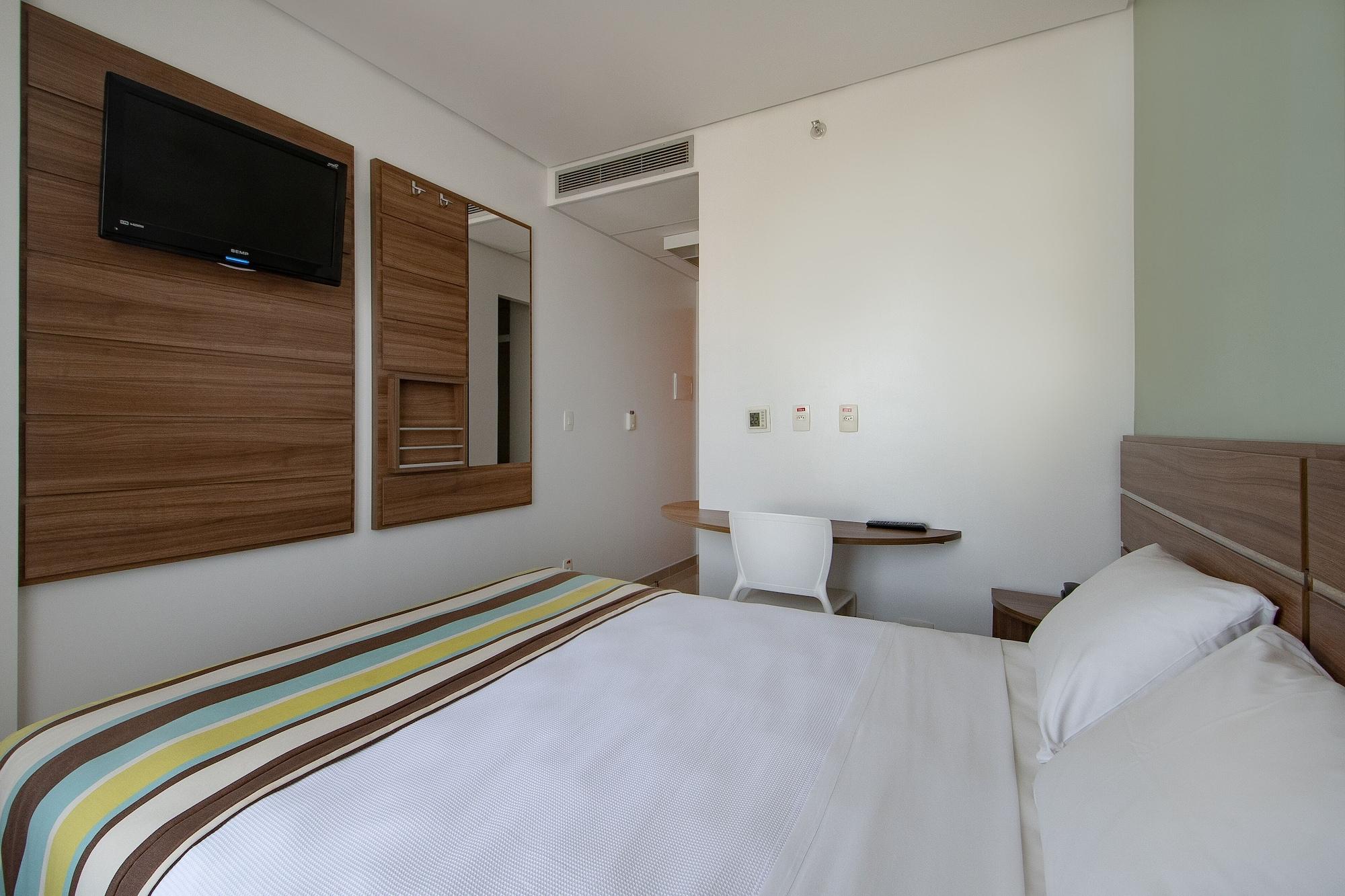 Express Vieiralves Hotel Manaus Exterior photo