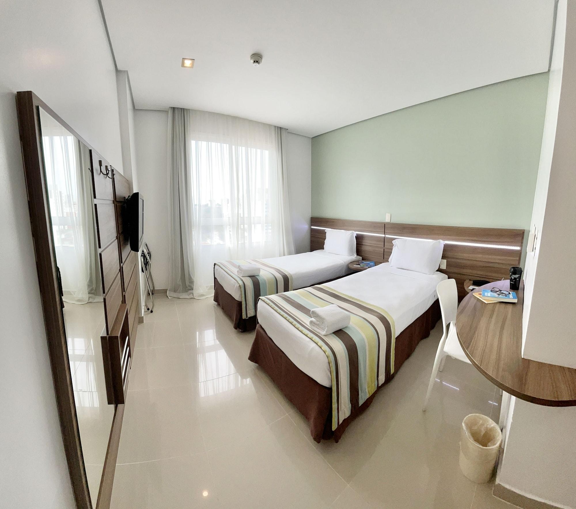 Express Vieiralves Hotel Manaus Exterior photo