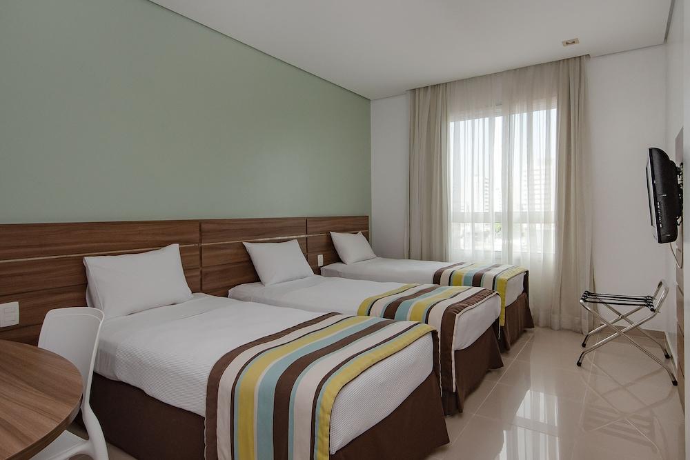 Express Vieiralves Hotel Manaus Exterior photo
